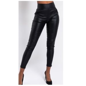 AMMO X AKIRA BIG BOOTY HIGH WAIST PLEATHER PANT